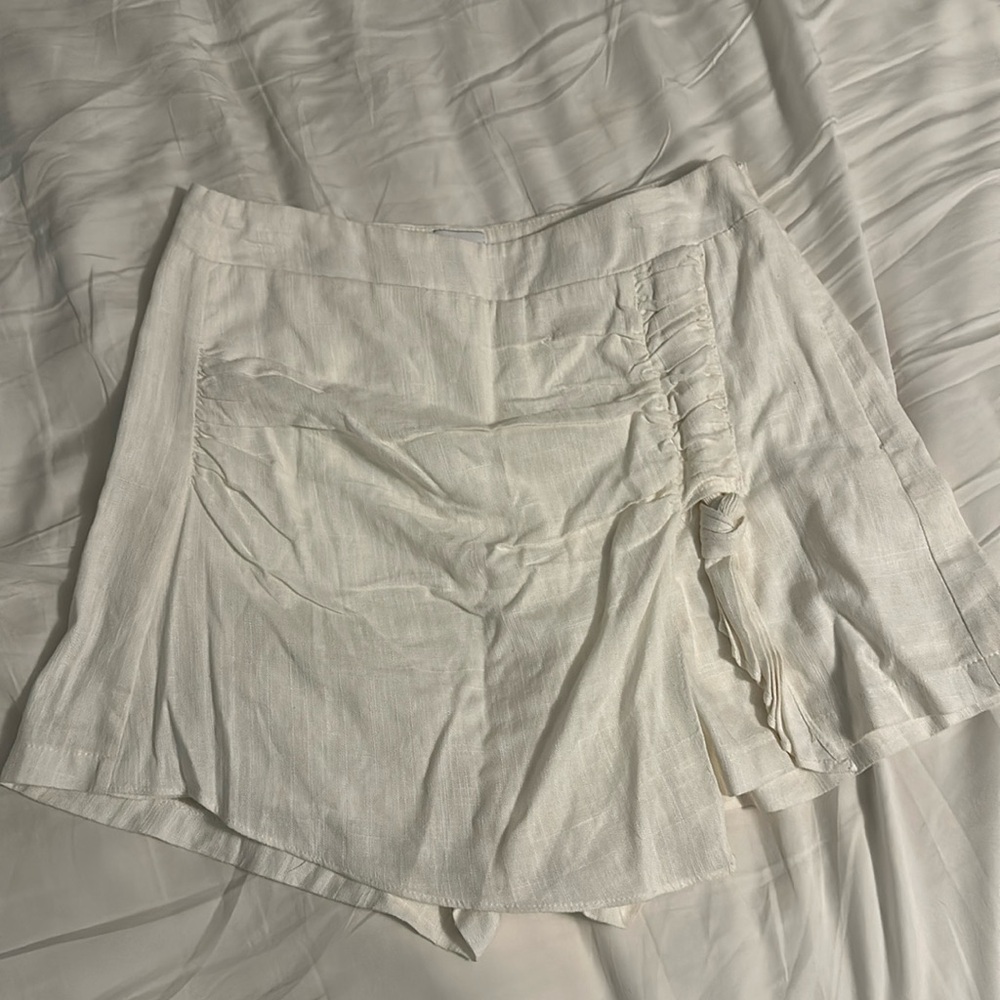 princess polly flowy white skort